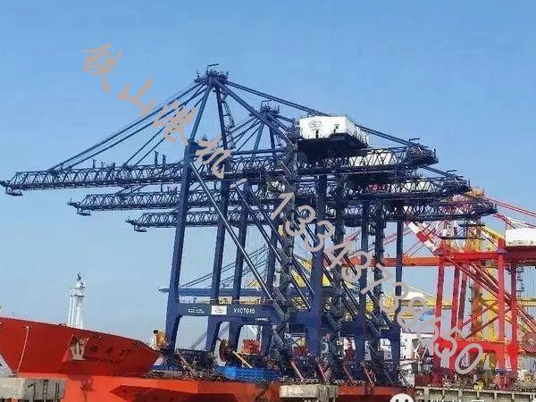 湖南衡陽岸橋廠家岸橋工作起來效率高，節(jié)省空間